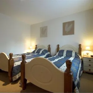 The Ferguson Fawsitt Arms & Country Walkington (Suffolk)